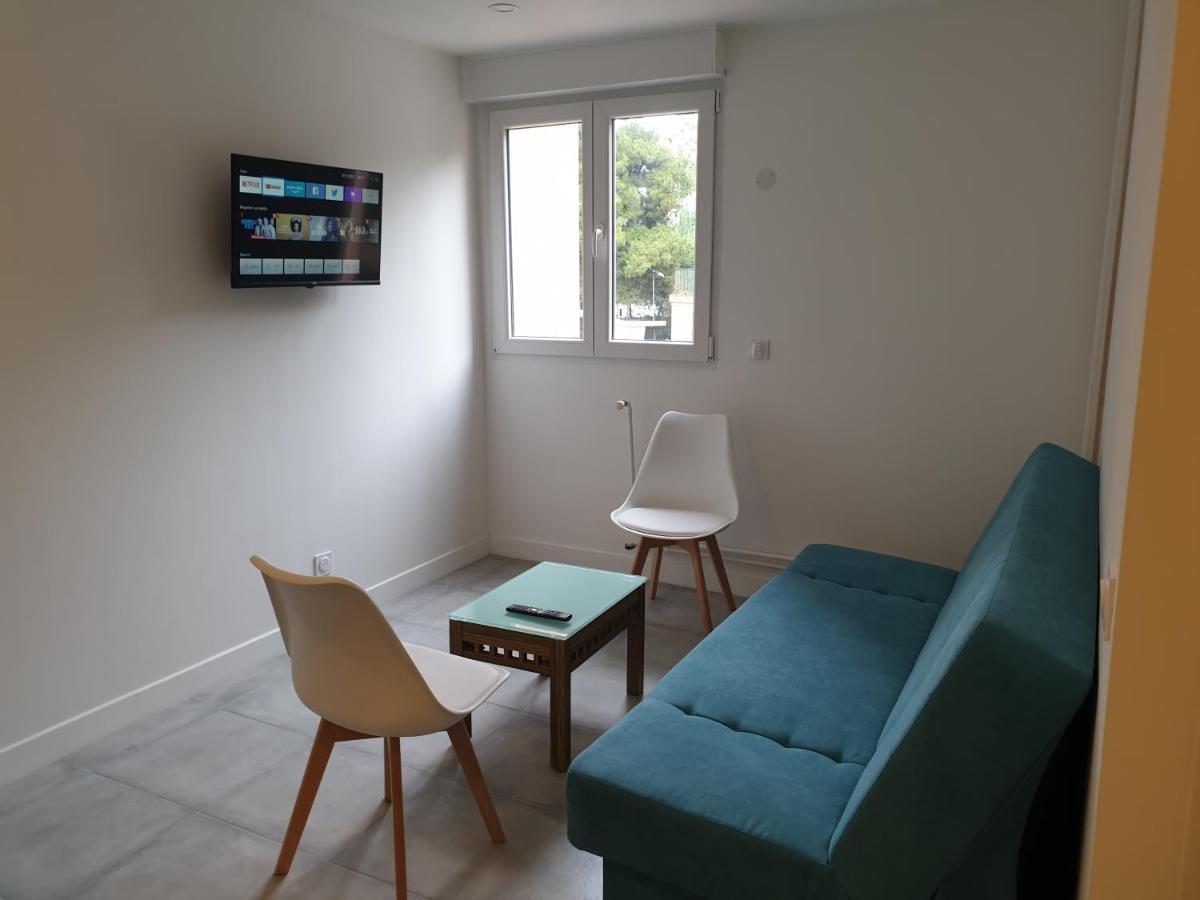Appartements Renove 2023 Proche Aeroport 5Min, Gare Sncf 2 Min, Tramway Au Pied De L'Immeuble , Parking Possible, Renovated Apartments 2023 Near The Airport 5 Min, Train Station 2 Min, Tram Next To The Building 1 Min, Parking Possible นีซ ภายนอก รูปภาพ
