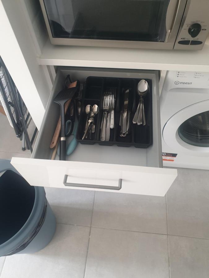 Appartements Renove 2023 Proche Aeroport 5Min, Gare Sncf 2 Min, Tramway Au Pied De L'Immeuble , Parking Possible, Renovated Apartments 2023 Near The Airport 5 Min, Train Station 2 Min, Tram Next To The Building 1 Min, Parking Possible นีซ ภายนอก รูปภาพ