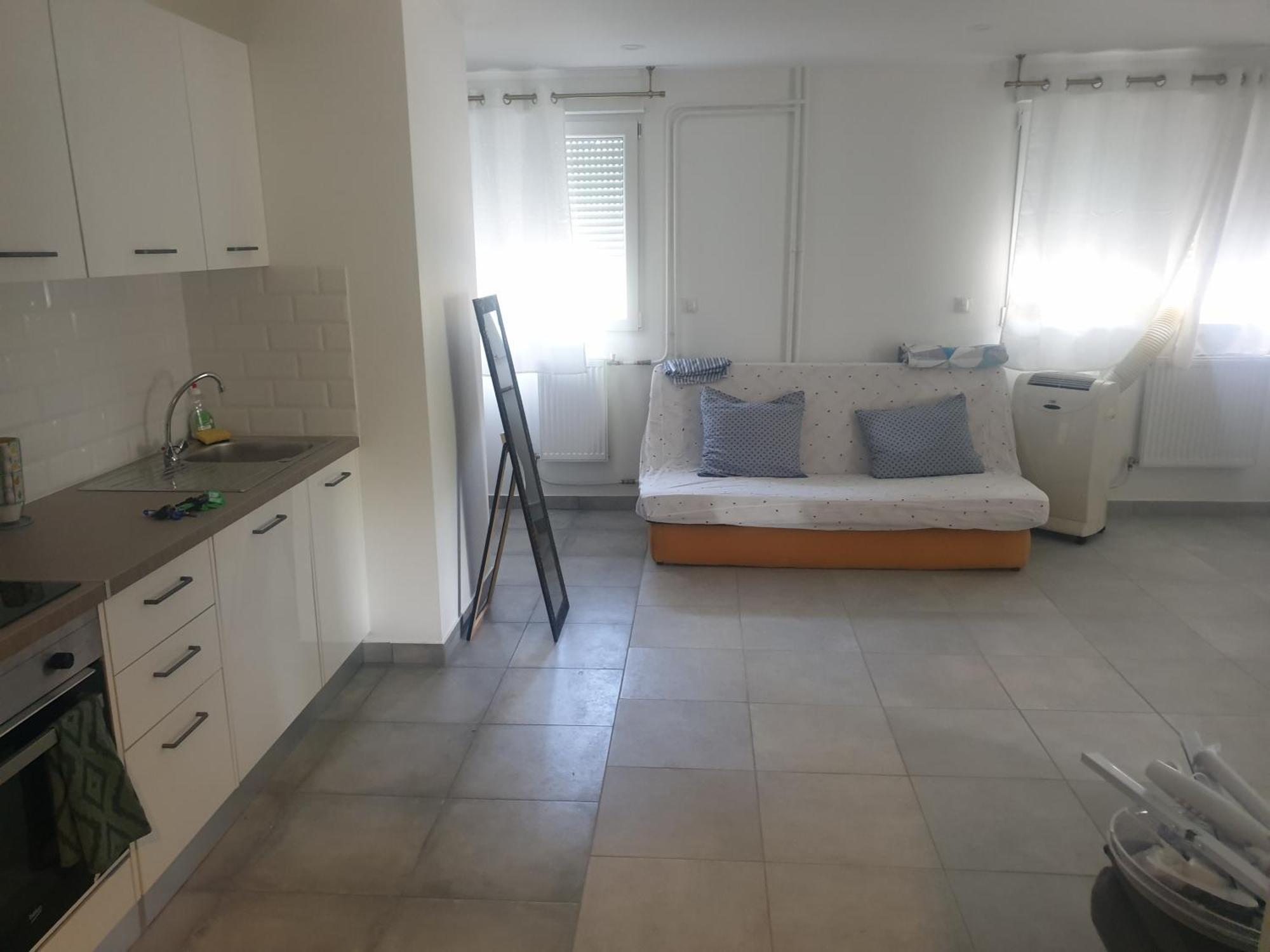 Appartements Renove 2023 Proche Aeroport 5Min, Gare Sncf 2 Min, Tramway Au Pied De L'Immeuble , Parking Possible, Renovated Apartments 2023 Near The Airport 5 Min, Train Station 2 Min, Tram Next To The Building 1 Min, Parking Possible นีซ ห้อง รูปภาพ