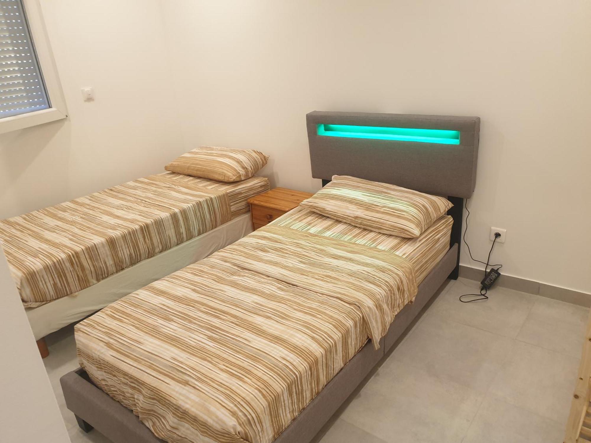 Appartements Renove 2023 Proche Aeroport 5Min, Gare Sncf 2 Min, Tramway Au Pied De L'Immeuble , Parking Possible, Renovated Apartments 2023 Near The Airport 5 Min, Train Station 2 Min, Tram Next To The Building 1 Min, Parking Possible นีซ ห้อง รูปภาพ